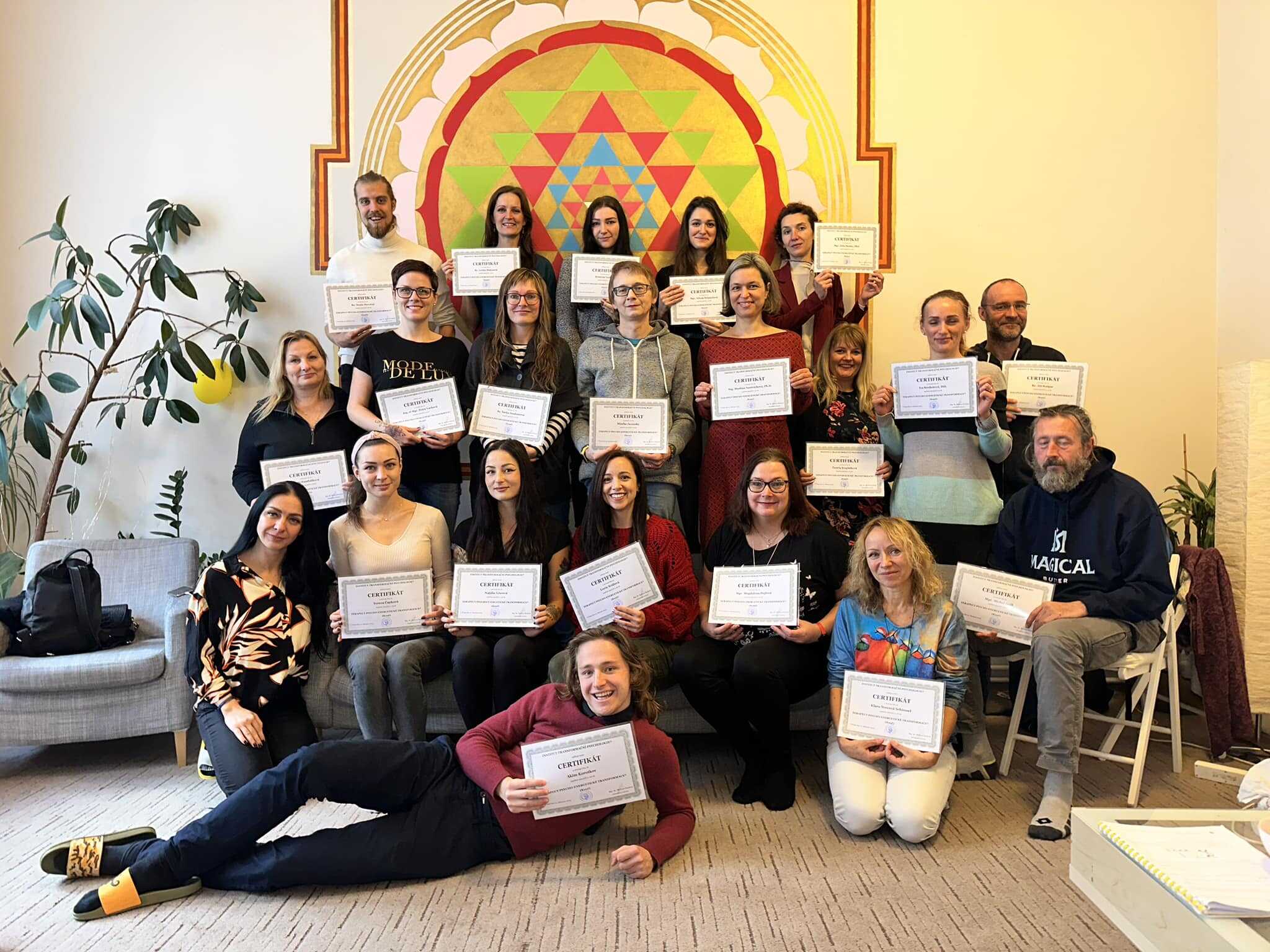 Certifikovaný kurz terapeut psycho-energetické transformace – účastníci s certifikáty